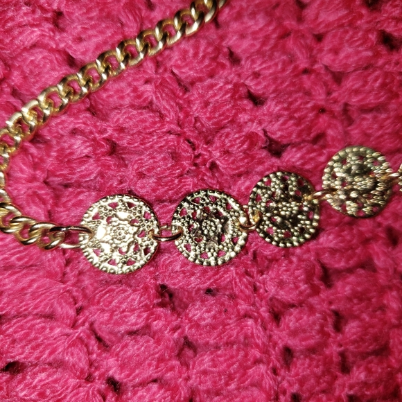 golden chain choker w/ coins - Picture 2 of 3